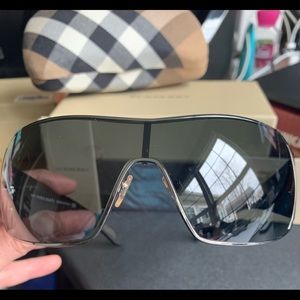 Burberry Men’s Sunglasses - Authentic